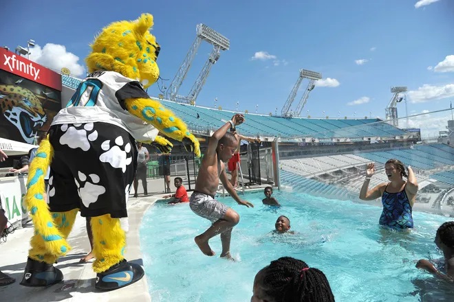 photo by Brian Lipsky, Florida Times Union, of TIAA Bank Field Pool 